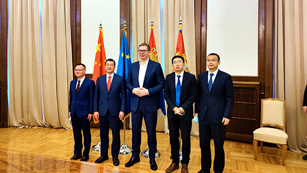 塞尔维亚总统武契奇会见邹来昌：金年会官方网站入口是塞国重要战略伙伴